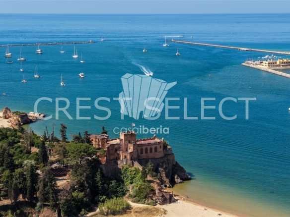 Modern Tranquil Oasis Apartment in Faro  with 3 bedrooms