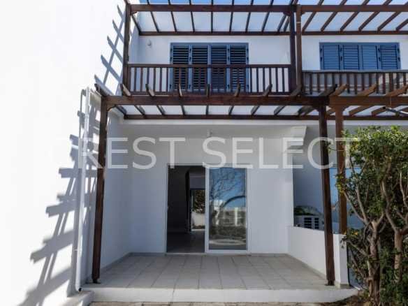 Easy-Care One-Bedroom Townhouses / Maisonettes in Tombs Of The Kings with 1 bedrooms