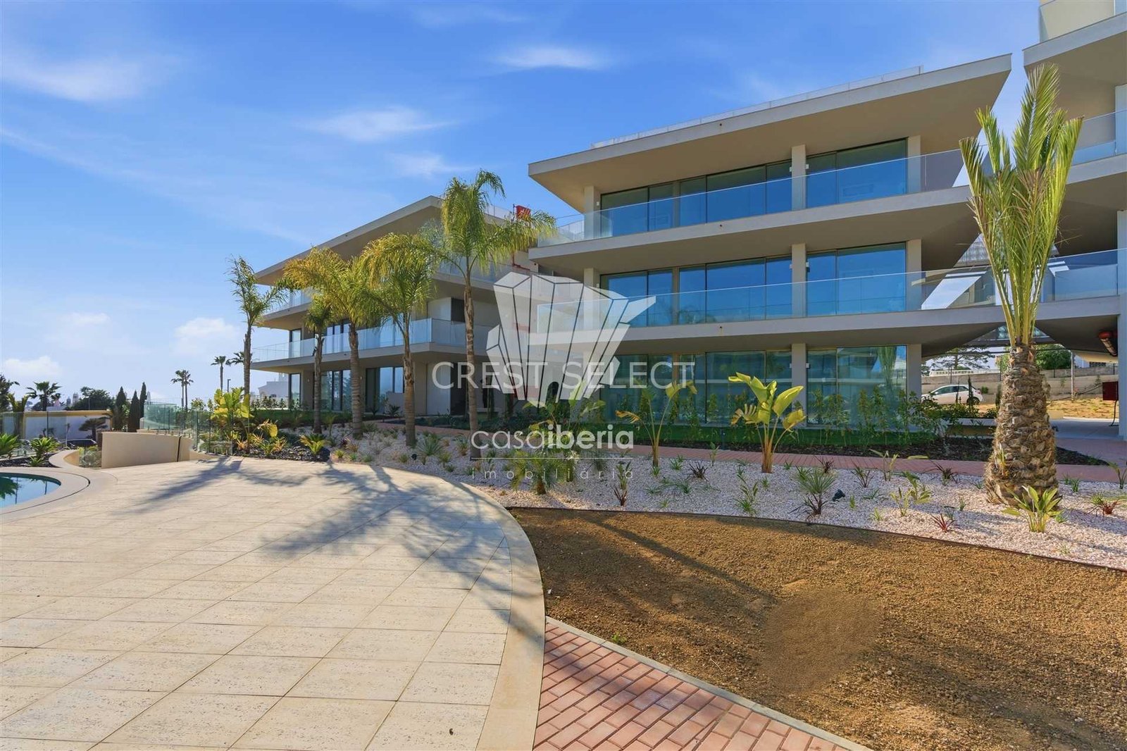 46d7b0984545 Generous Living Space Apartment in Faro with 4 bedrooms