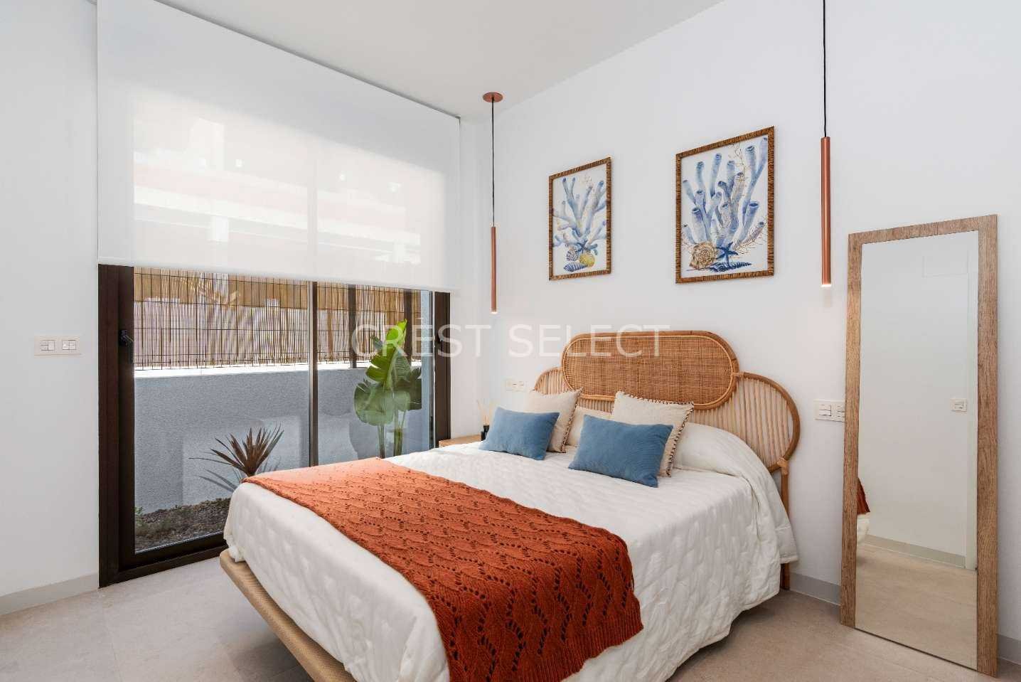 Flexible Living Space  in Los Alcázares with 3 bedrooms