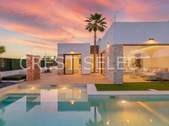 Flexible Living Space  in Los Alcázares with 3 bedrooms