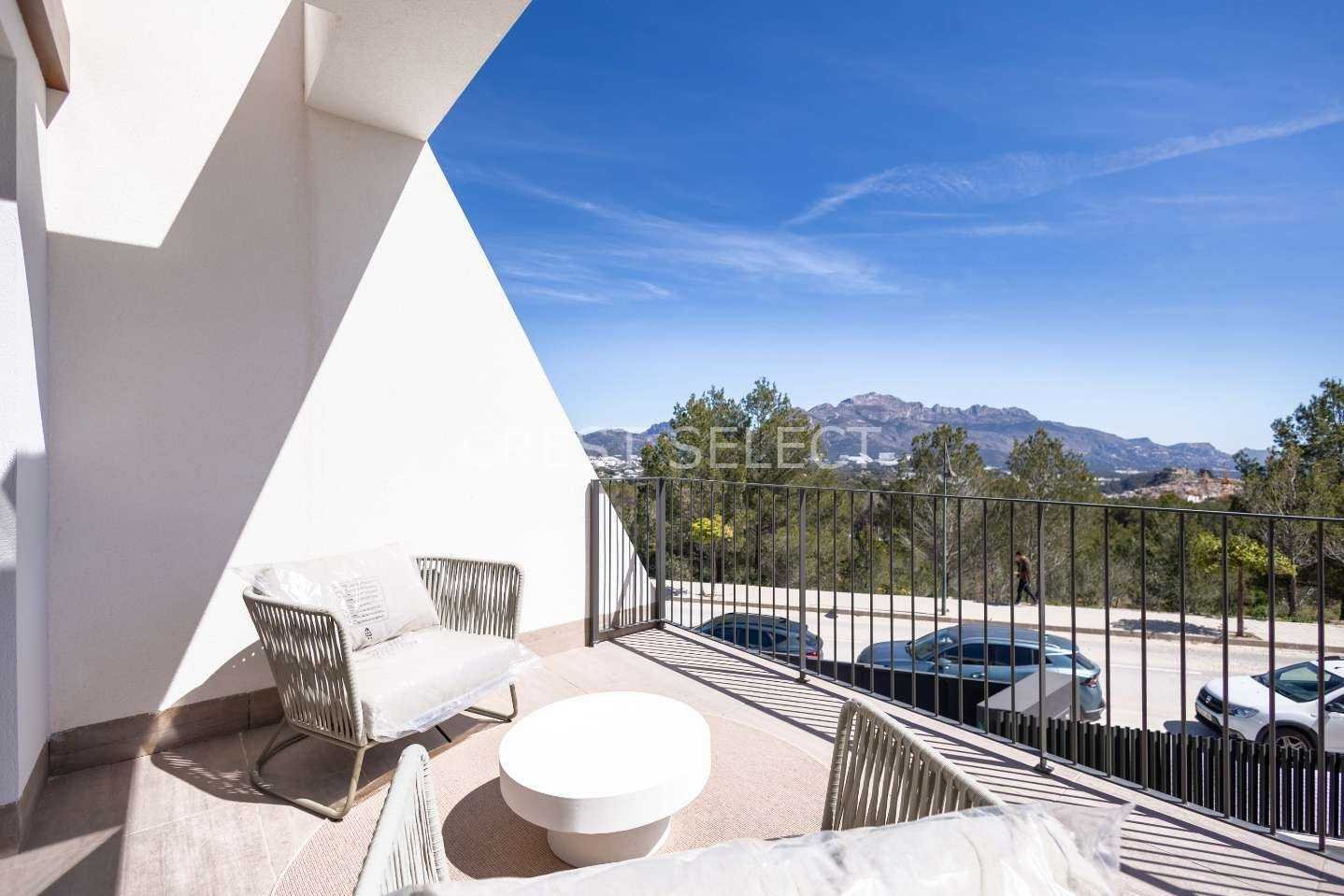 Luxurious Family Haven  in Polop with 3 bedrooms