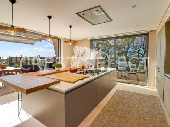Luxurious Family Haven Apartment in Faro  with 3 bedrooms