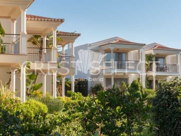 Comfortable Retreat Terraced House in Faro  with 2 bedrooms