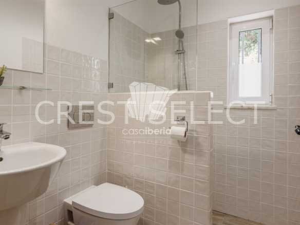 Spacious Family Haven House in Faro  with 4 bedrooms