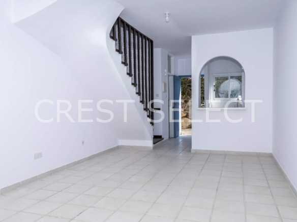 Easy-Care One-Bedroom Townhouses / Maisonettes in Tombs Of The Kings with 1 bedrooms