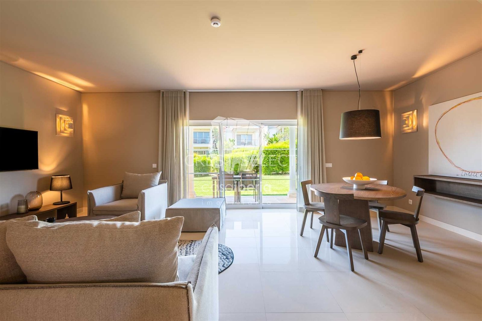 Sleek Family Residence Terraced House in Faro  with 2 bedrooms