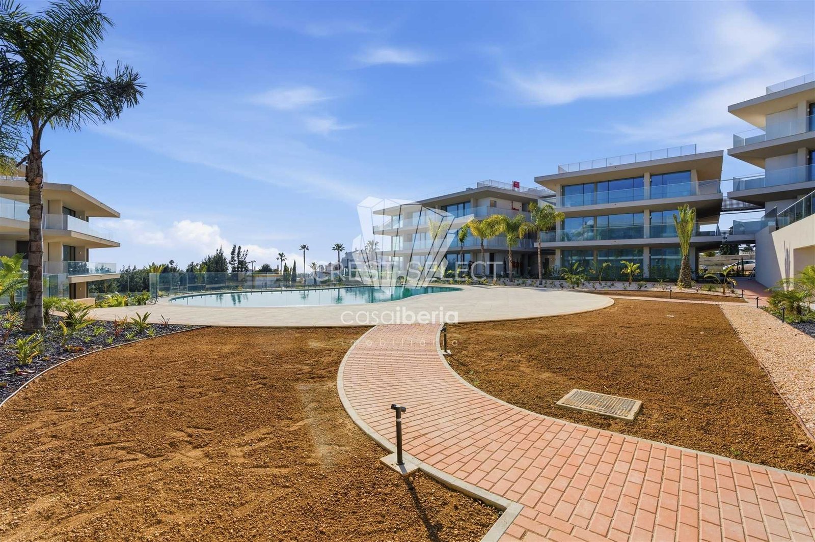607cdf164545 Generous Living Space Apartment in Faro with 4 bedrooms
