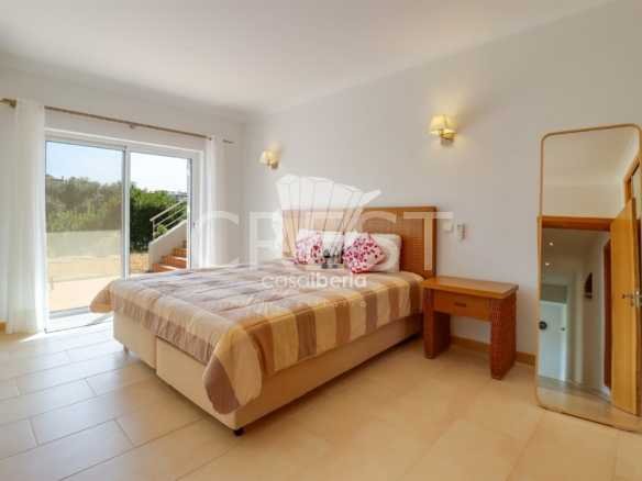 Relaxing Family Sanctuary House in Faro  with 3 bedrooms