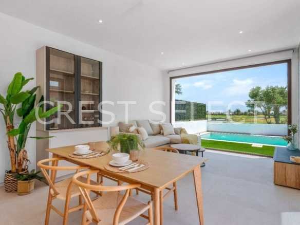 Flexible Living Space  in Los Alcázares with 3 bedrooms