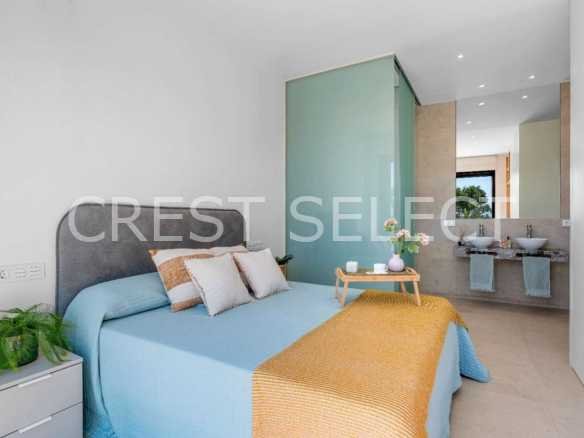 Flexible Living Space  in Los Alcázares with 3 bedrooms