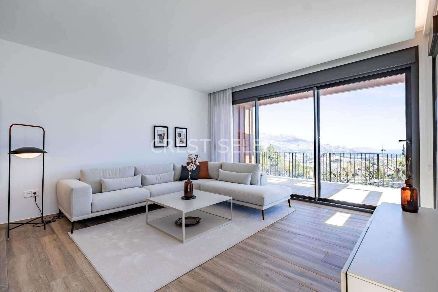 Luxurious Family Haven  in Polop with 3 bedrooms