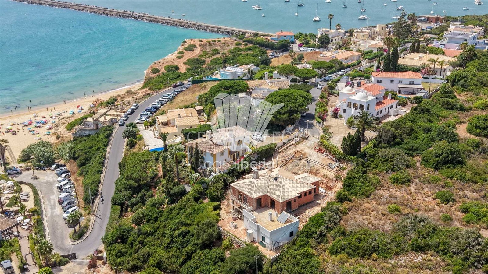 Spacious Family Haven House in Faro  with 4 bedrooms
