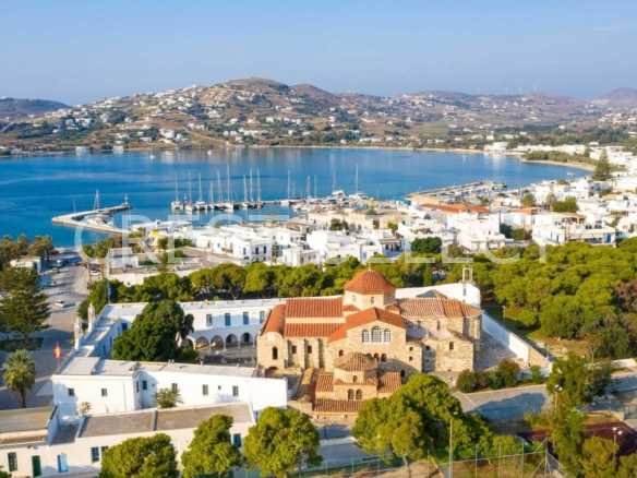 Minimalist Delight Apartments / Penthouses in Paros with 1 bedrooms