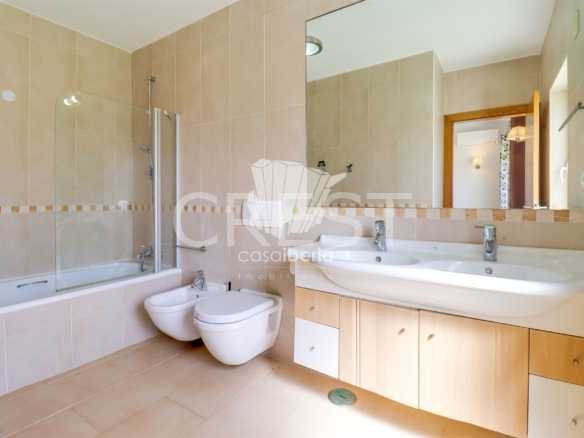 Relaxing Family Sanctuary House in Faro  with 3 bedrooms