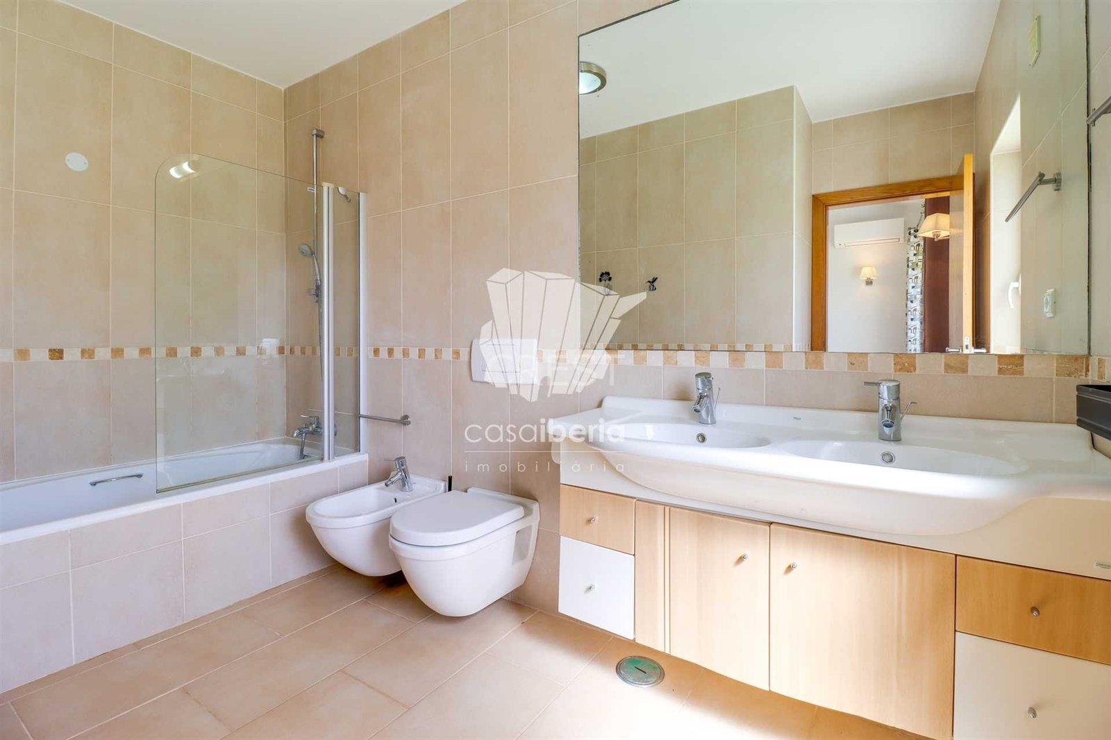 Relaxing Family Sanctuary House in Faro  with 3 bedrooms