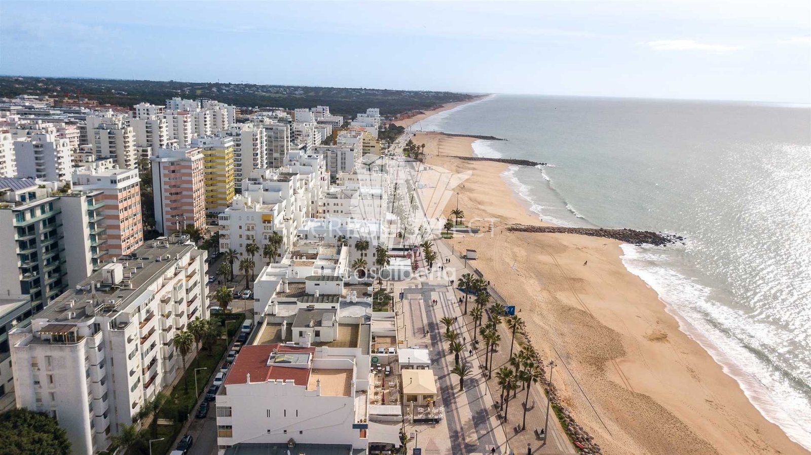 Tranquil Comfort Space Apartment in Faro  with 2 bedrooms