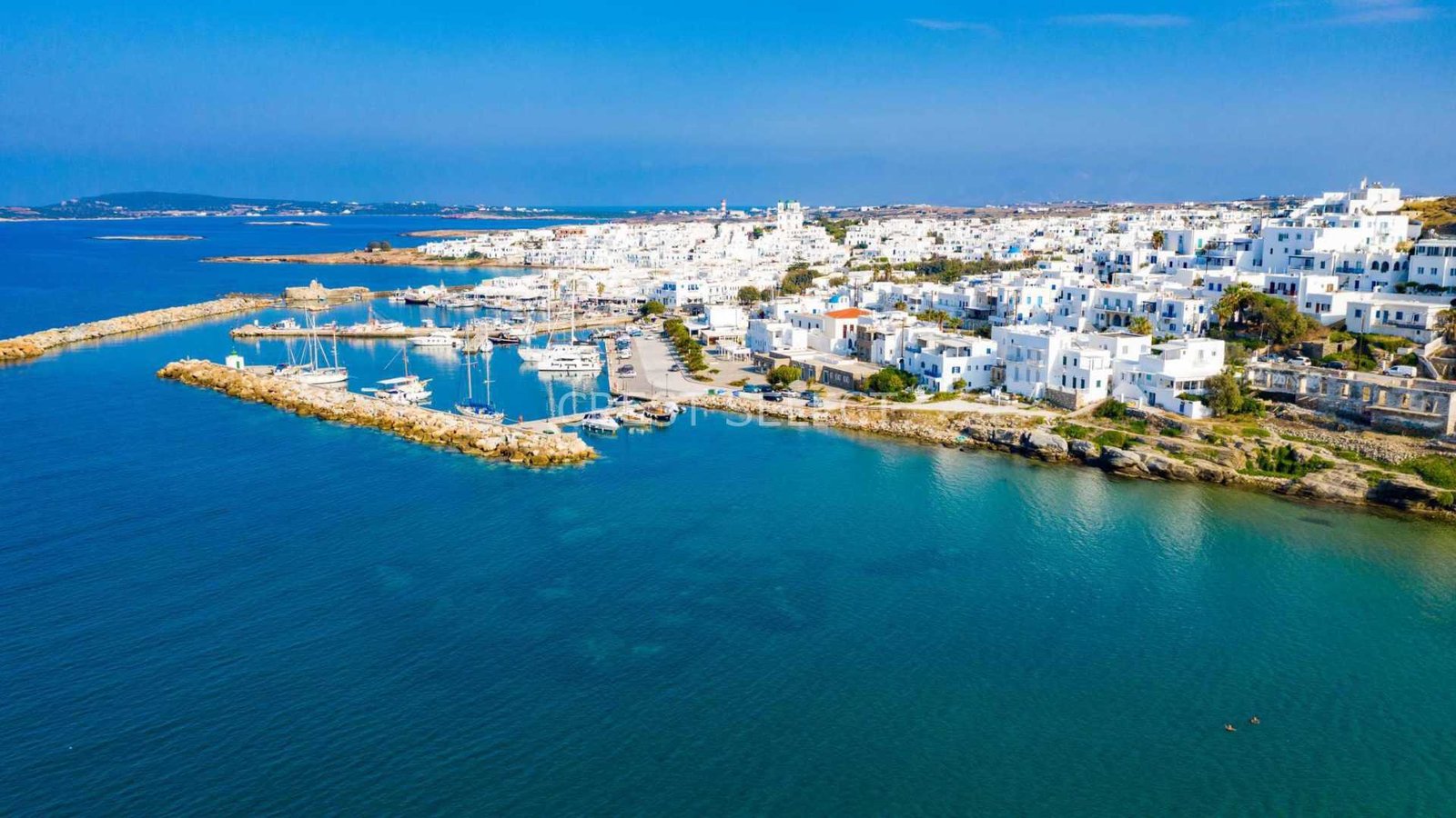 Minimalist Delight Apartments / Penthouses in Paros with 1 bedrooms