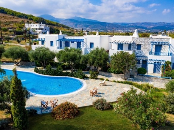 Minimalist Delight Apartments / Penthouses in Paros with 1 bedrooms