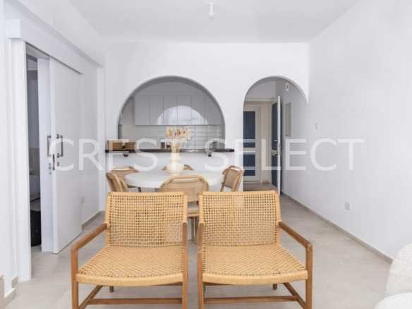 Inviting Family Abode Apartments / Penthouses in Kato Paphos with 2 bedrooms