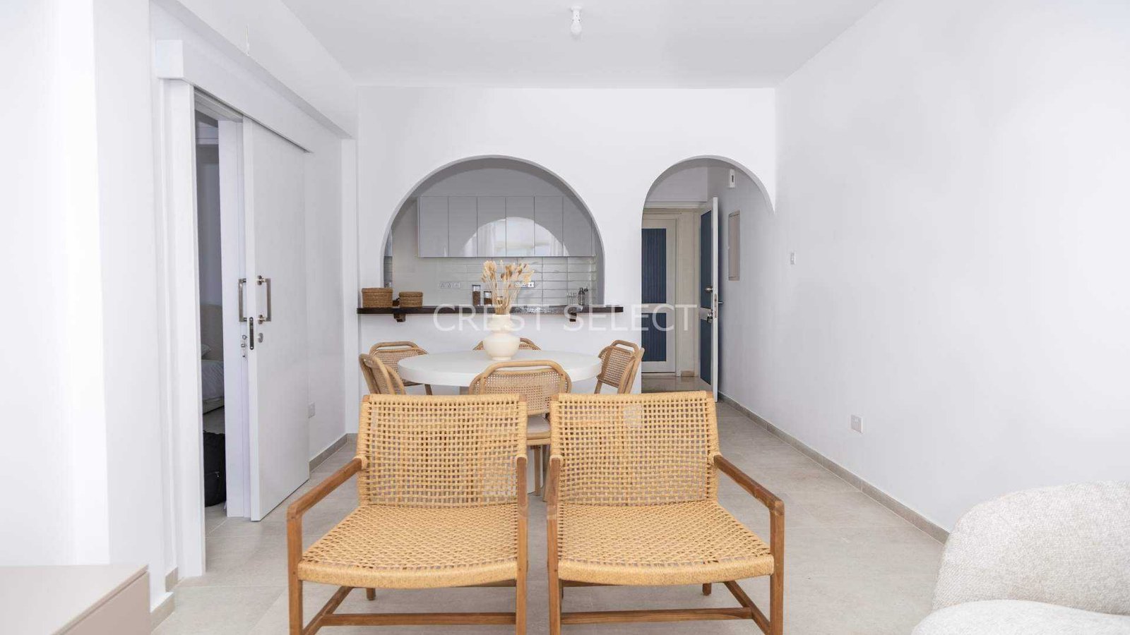 Inviting Family Abode Apartments / Penthouses in Kato Paphos with 2 bedrooms