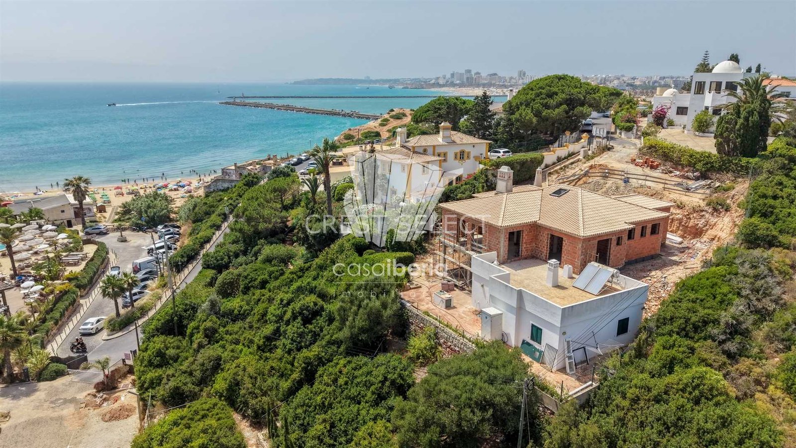 Spacious Family Haven House in Faro  with 4 bedrooms