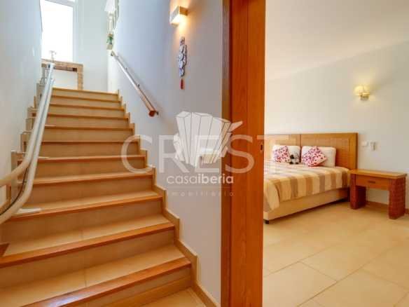 Relaxing Family Sanctuary House in Faro  with 3 bedrooms