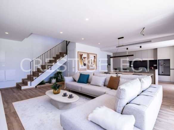Luxurious Family Haven  in Polop with 3 bedrooms