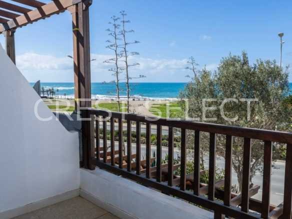Easy-Care One-Bedroom Townhouses / Maisonettes in Tombs Of The Kings with 1 bedrooms