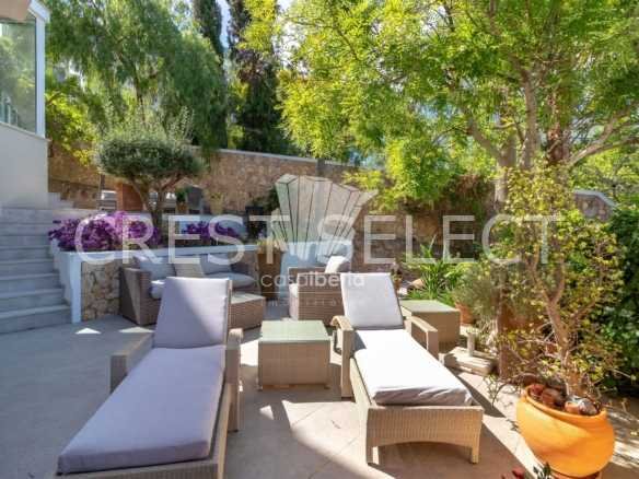Modern Tranquil Oasis Apartment in Faro  with 3 bedrooms