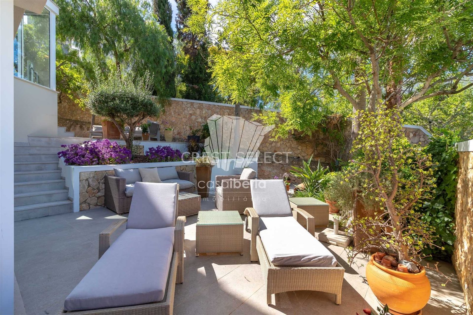 Modern Tranquil Oasis Apartment in Faro  with 3 bedrooms