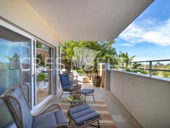 Modern Tranquil Oasis Apartment in Faro  with 3 bedrooms