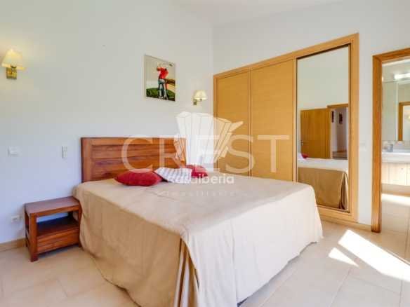 Relaxing Family Sanctuary House in Faro  with 3 bedrooms