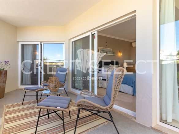 Modern Tranquil Oasis Apartment in Faro  with 3 bedrooms
