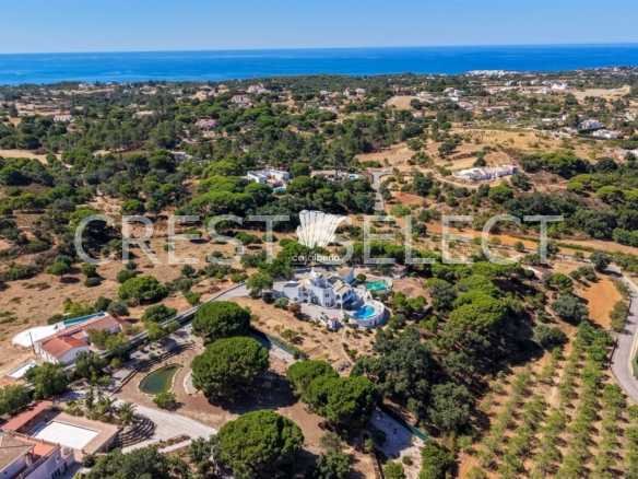 Convenient Family Dwelling House in Faro  with 3 bedrooms