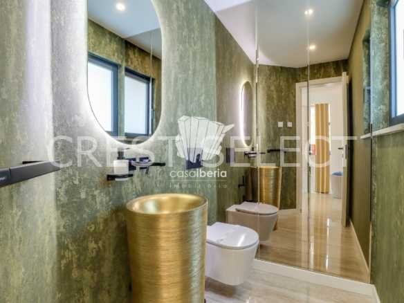 Elegant Family Dwelling House in Faro  with 4 bedrooms