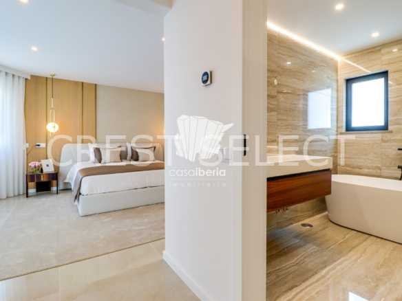Elegant Family Dwelling House in Faro  with 4 bedrooms