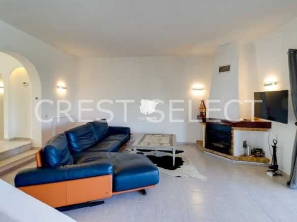 Convenient Family Dwelling House in Faro  with 3 bedrooms