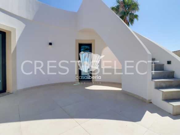 Elegant Family Dwelling House in Faro  with 4 bedrooms