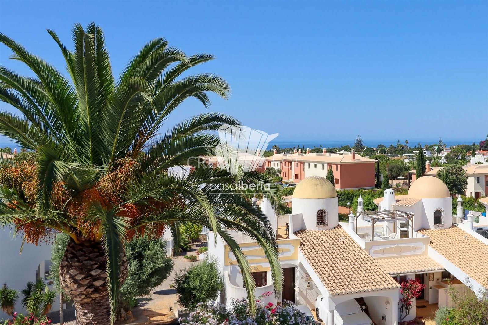 18c9048c4906 Elegant Family Dwelling House in Faro with 4 bedrooms