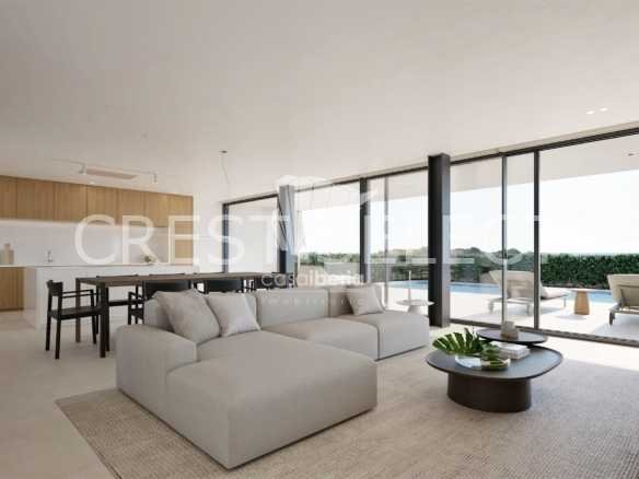 Luxe Family Retreat Semi-Detached House in Faro  with 4 bedrooms
