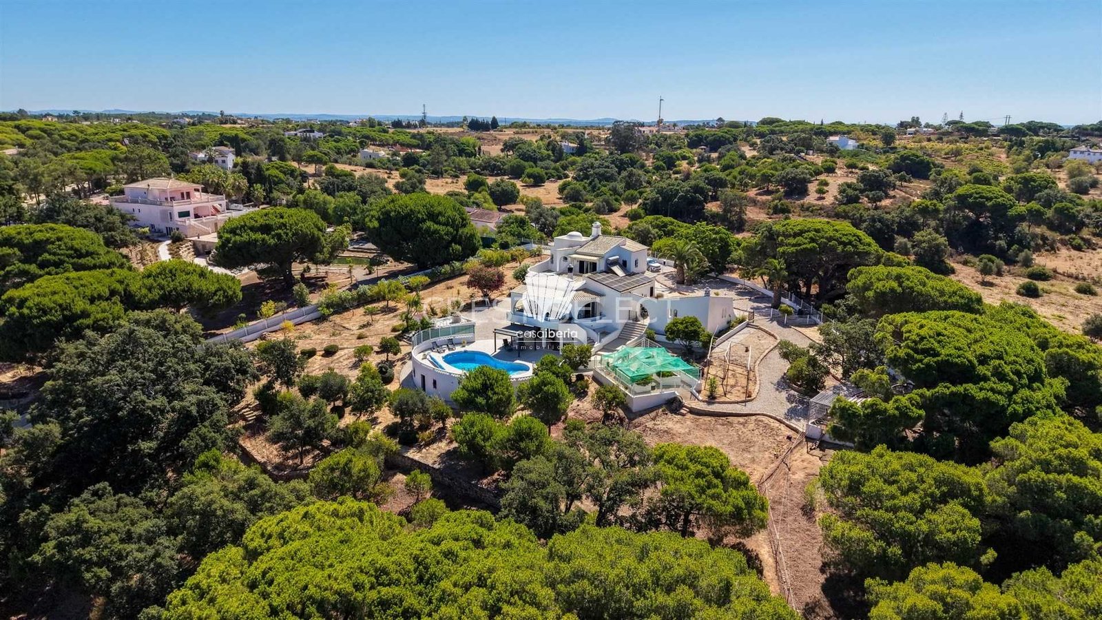 Convenient Family Dwelling House in Faro  with 3 bedrooms