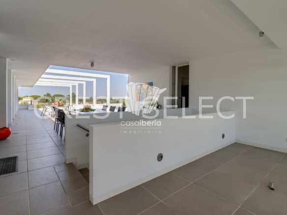 Spacious Family Haven House in Faro  with 4 bedrooms