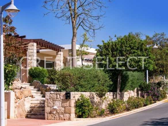 Multi-Purpose Abode Apartments / Penthouses in Chloraka with 2 bedrooms