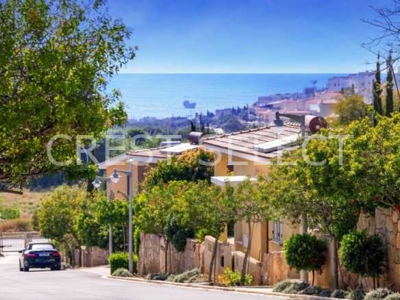 Multi-Purpose Abode Apartments / Penthouses in Chloraka with 2 bedrooms