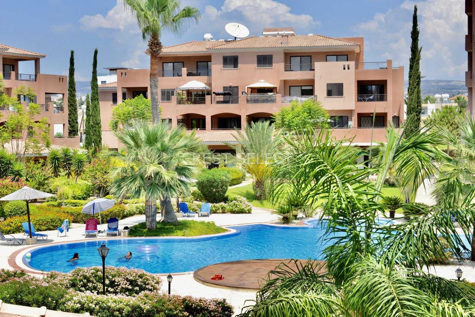 Compact Bliss Villas / Houses in Kato Paphos with 1 bedrooms