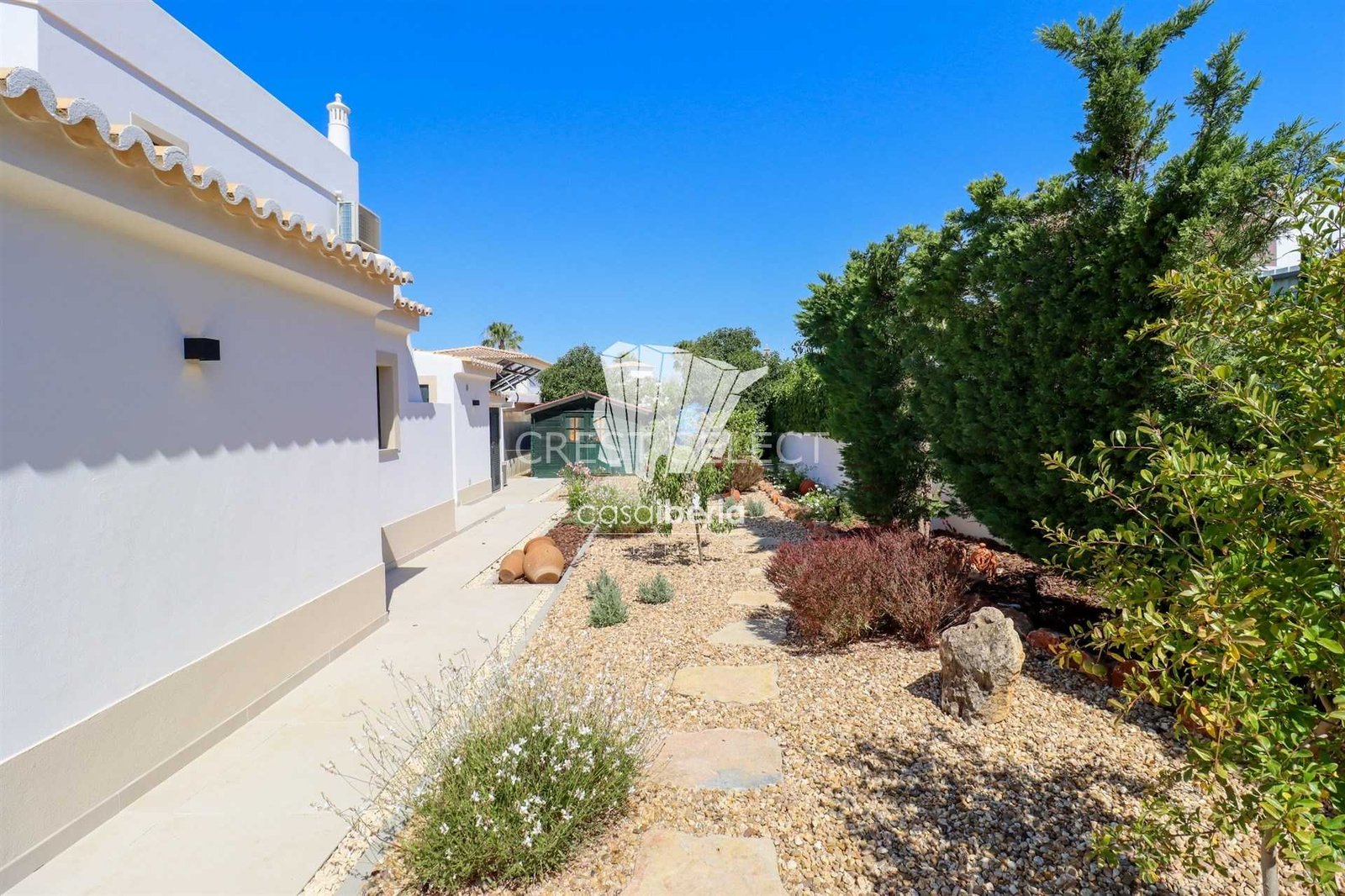 Elegant Family Dwelling House in Faro  with 4 bedrooms