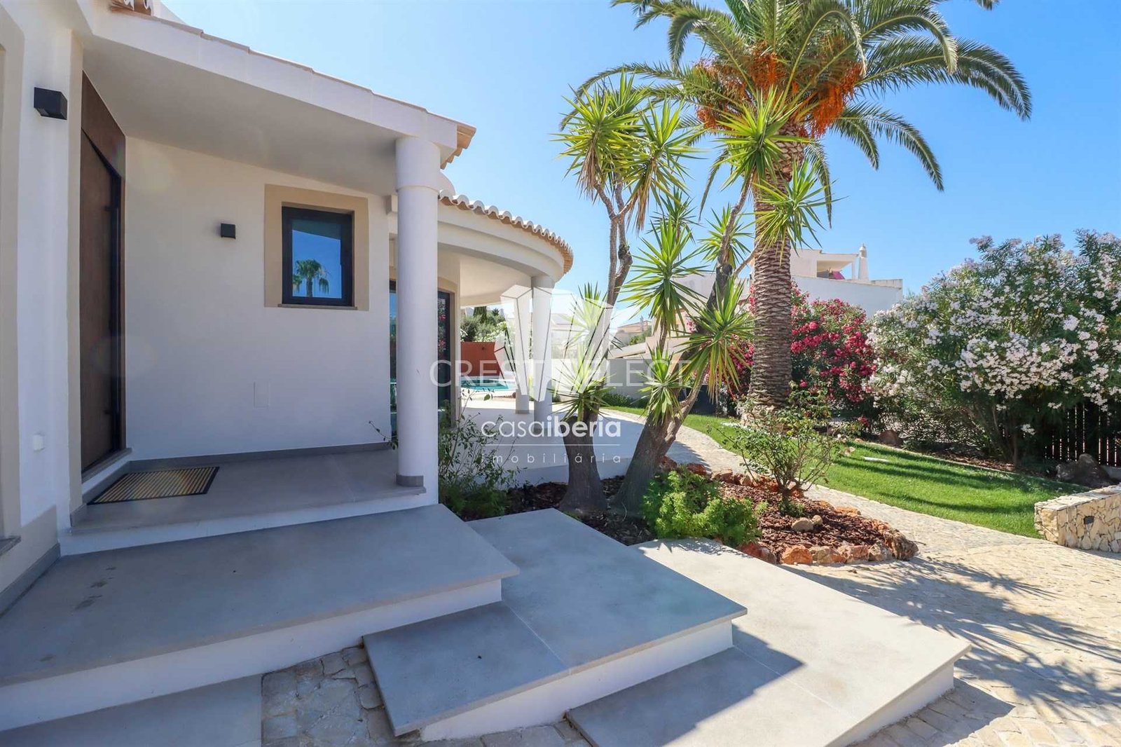 Elegant Family Dwelling House in Faro  with 4 bedrooms