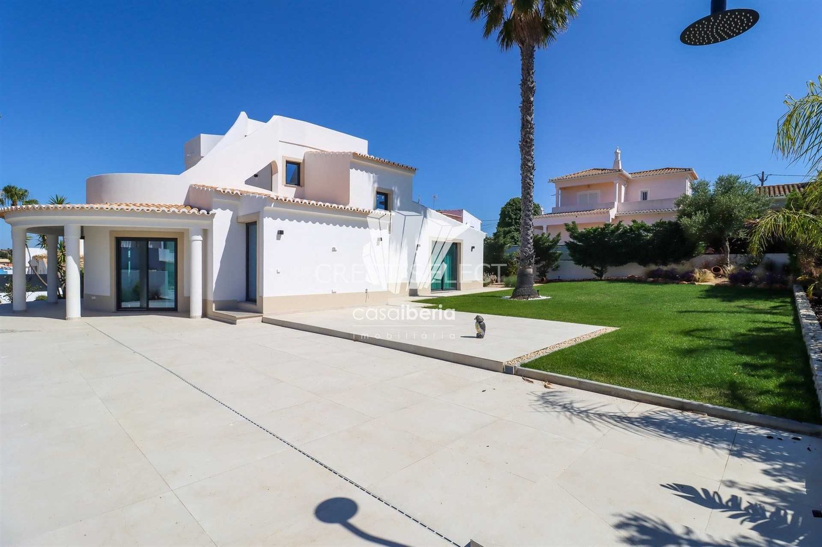 Elegant Family Dwelling House in Faro  with 4 bedrooms