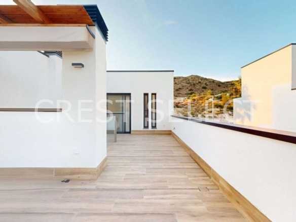 Welcoming Family Home  in Monforte Del Cid with 3 bedrooms
